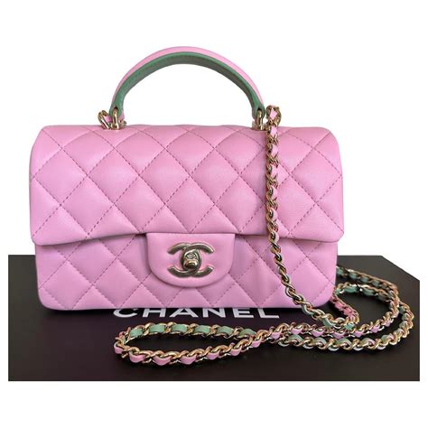 mini sac à rabat chanel|chanel sac rabat avec poignée à.